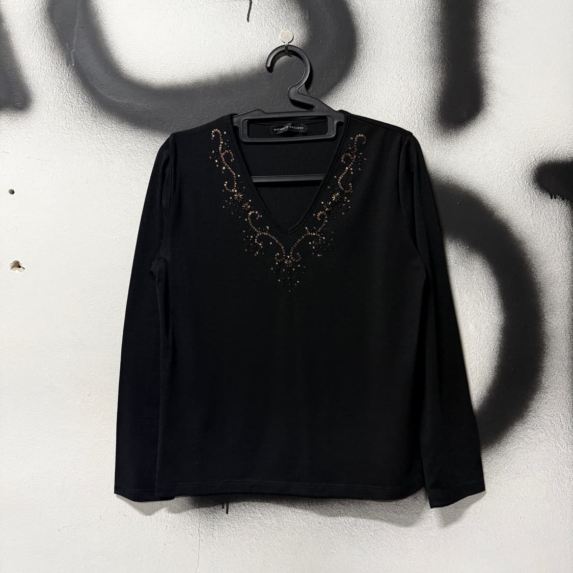 VTG 빈티지 블랙 모리 비즈 디테일 롱슬리브 상품이미지1