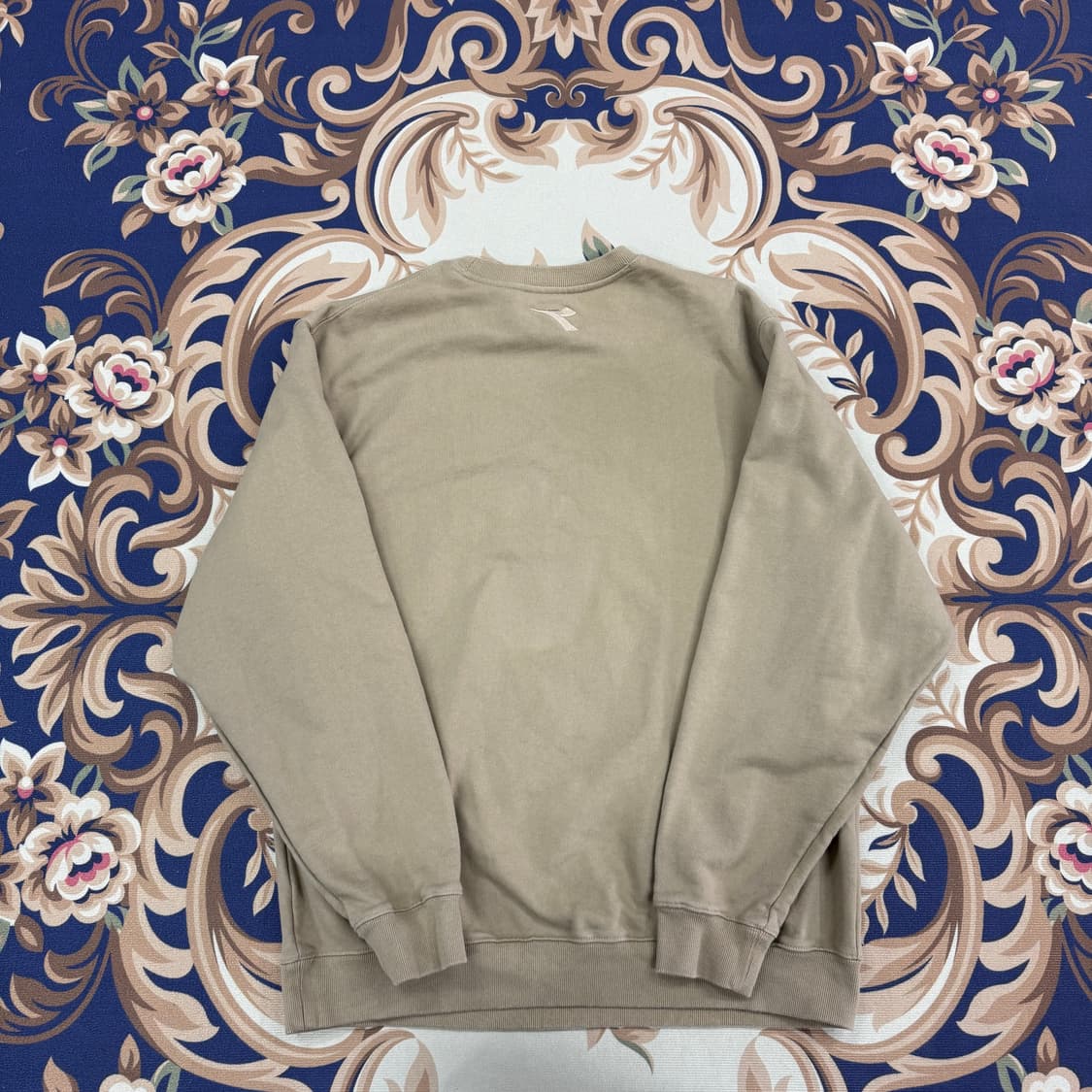 (XL)디아도라 Diadora 빅로고 맨투맨(베이지) 상품이미지5