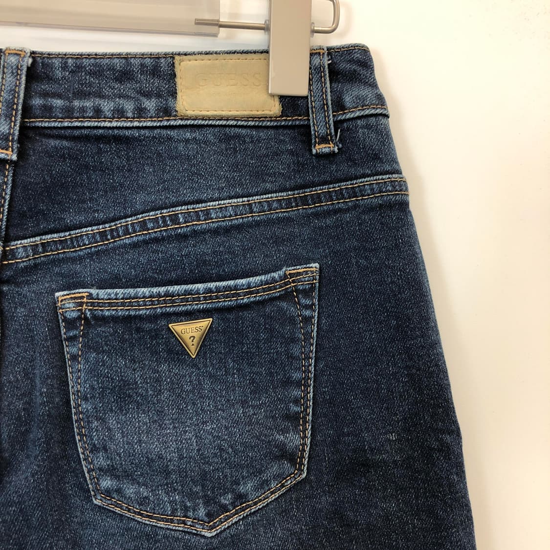 게스 프리미엄 금장스틸로고 와이드데님진 27 인치 상품이미지4