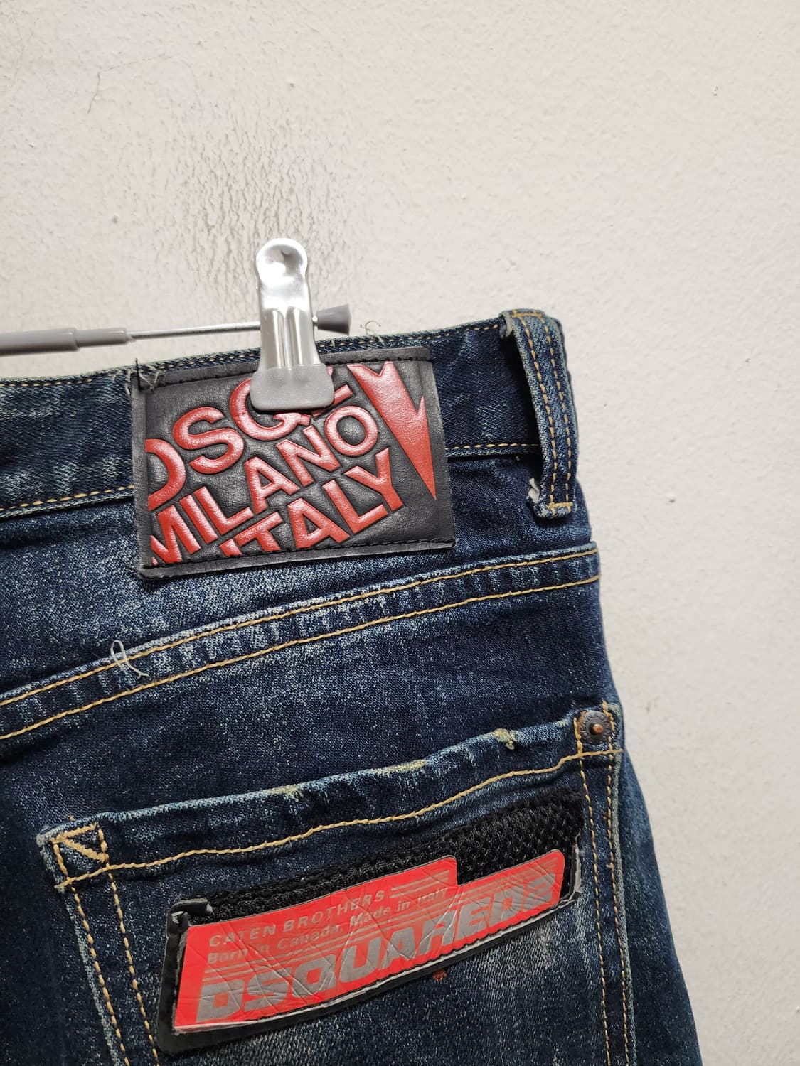 Dsquared2 디스퀘어드 레드패치 쿨가이진 데님 상품이미지6