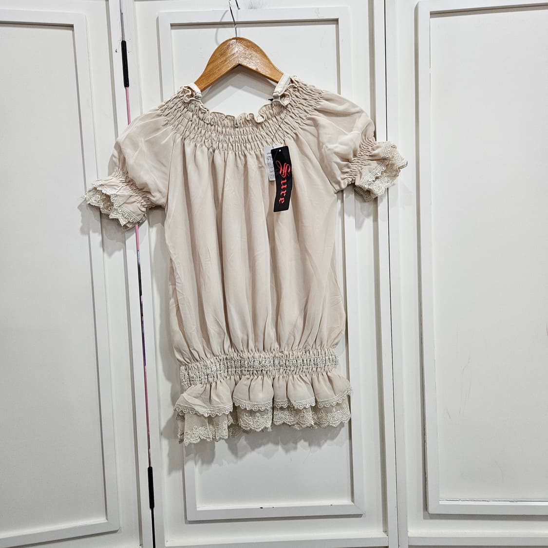 no0327  오프숄더 레이스 스모크 블라우스 상품이미지6