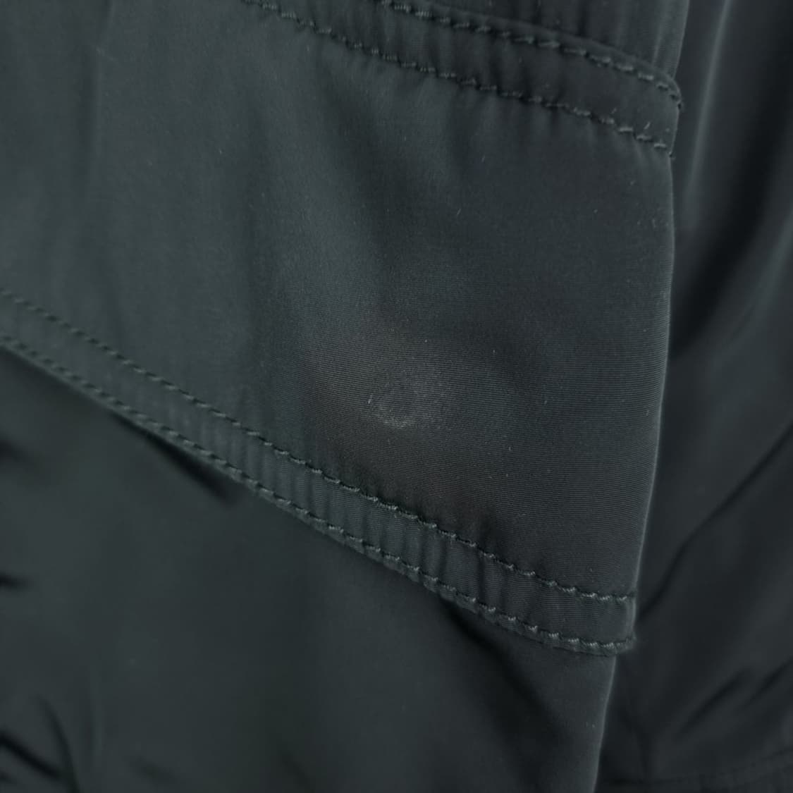 [아르마니] 폴리 쉘 바람막이 코트 블랙 P01530 상품이미지9