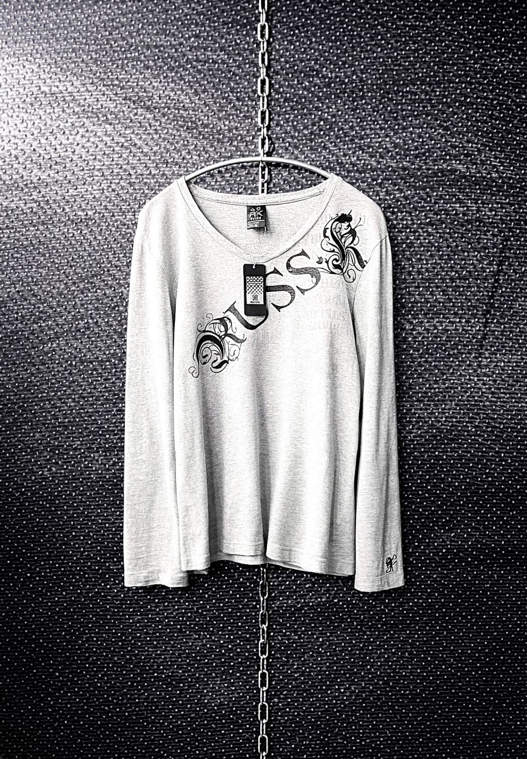 Russ-k 브이넥 레터링 긴팔 티셔츠 상품이미지1