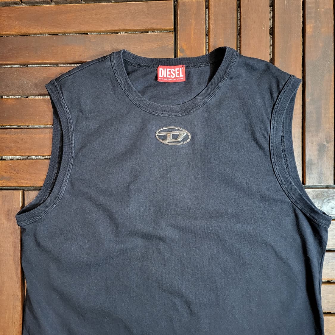 디젤(Diesel) 탱크탑 메탈릭 오발 D (L) 상품이미지2