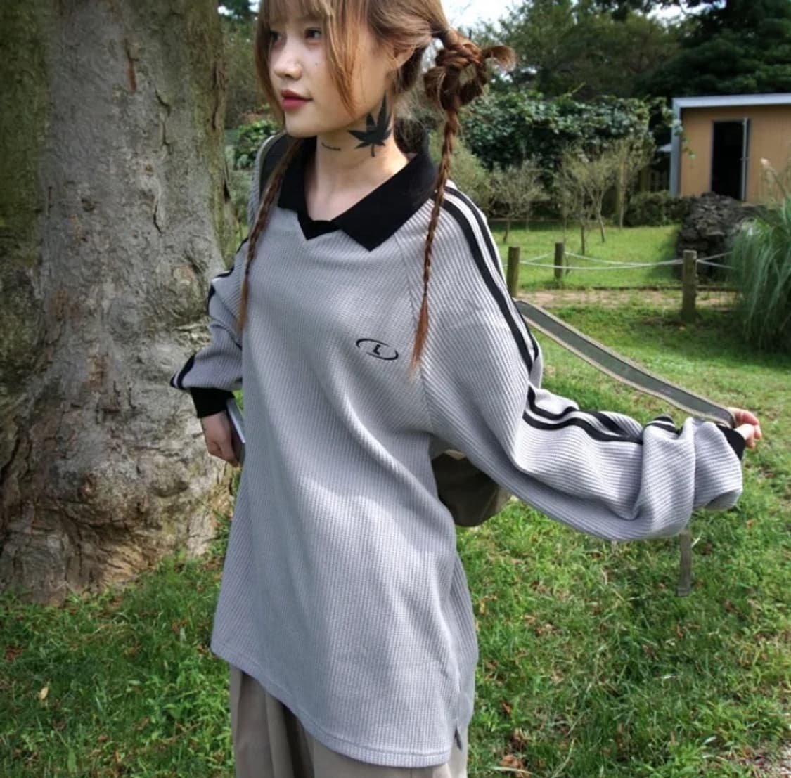 트랙 배색 카라 롱 슬리브 상품이미지1