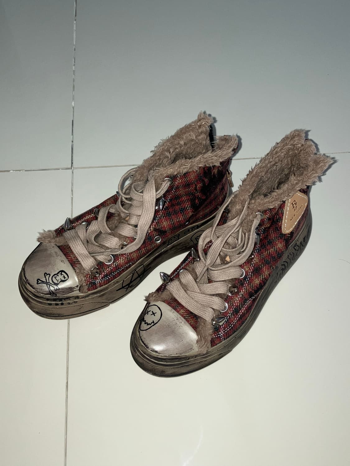 R13 레드 커트 하이탑 스니커즈 245 상품이미지1