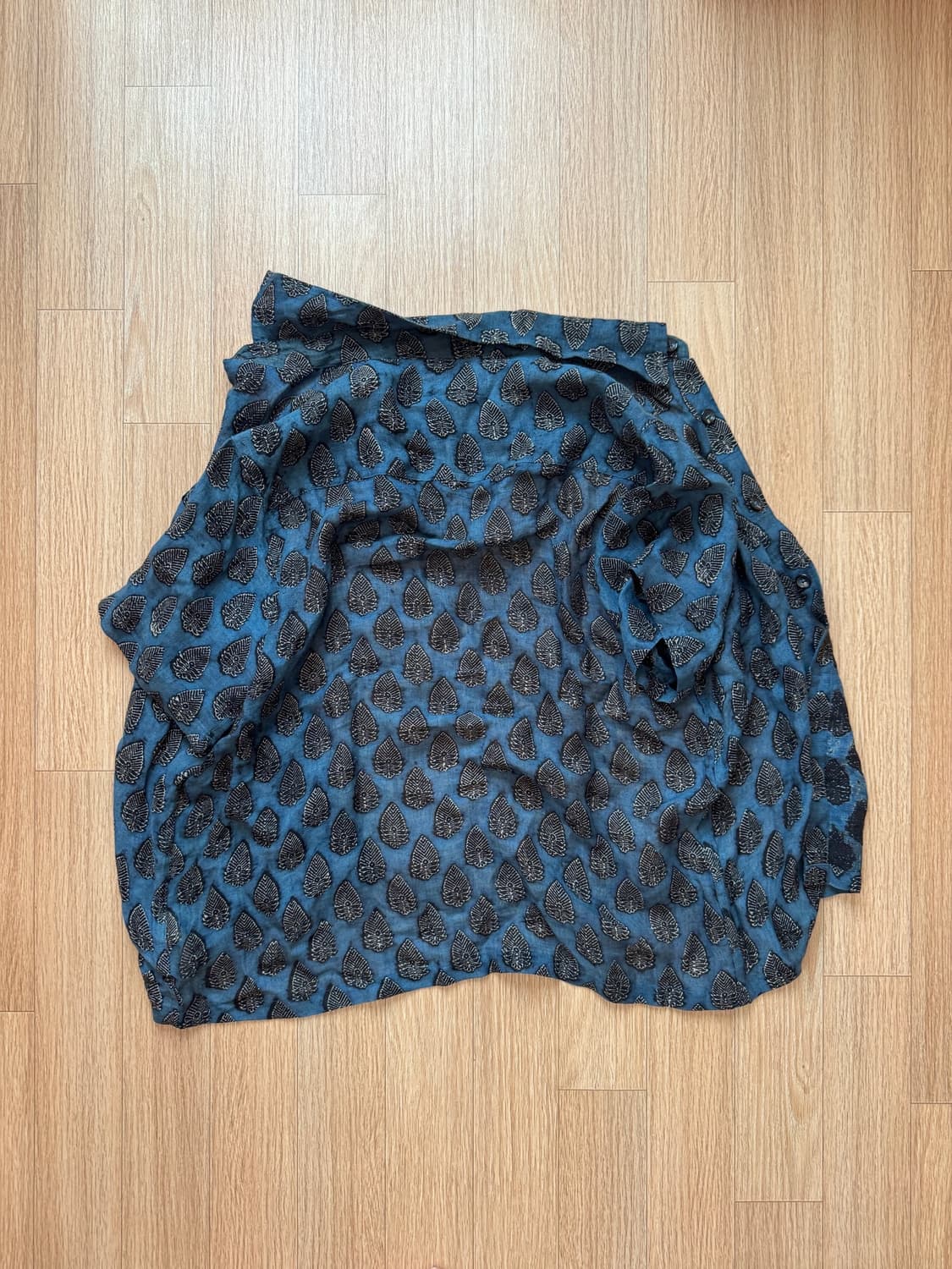 Kartik Research Leaf Shirts 상품이미지2