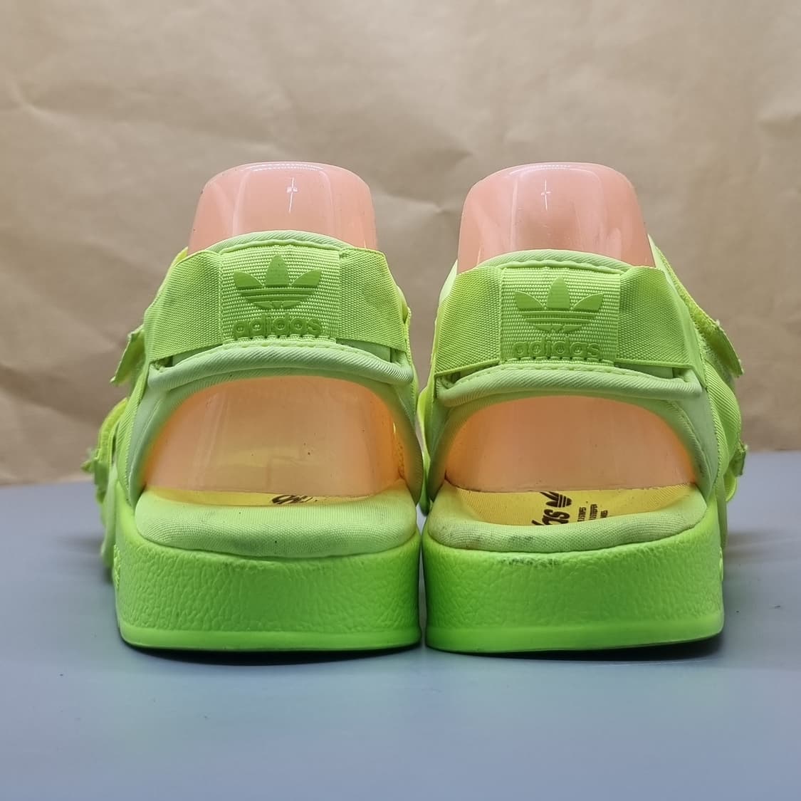 아디다스 아딜렛 형광 남성샌들265 상품이미지4