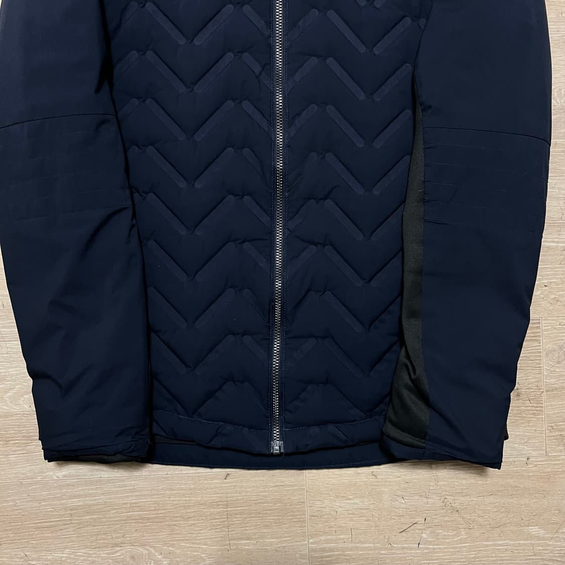 에드하디 스탠드넥 쉐브론 퀼팅 경량패딩 점퍼 [네이비] L/100 상품이미지3