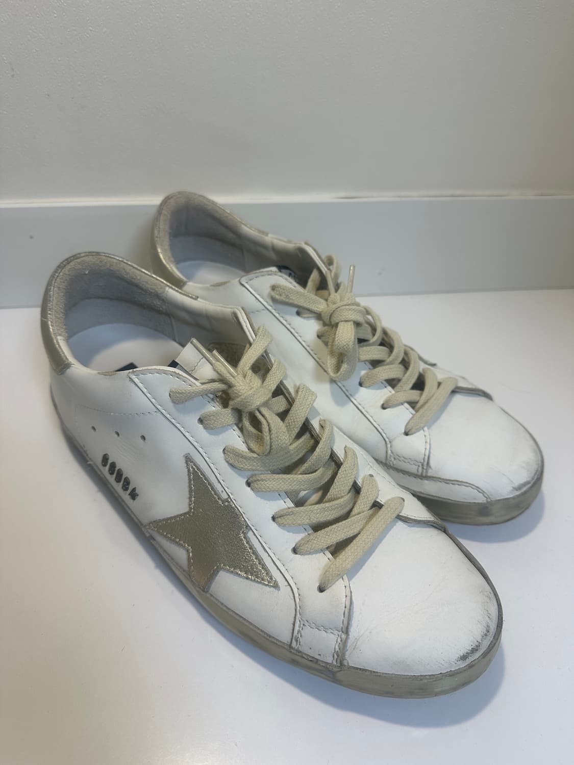 골든구스 슈퍼스타 화이트 골드탭 41 사이즈 상품이미지4