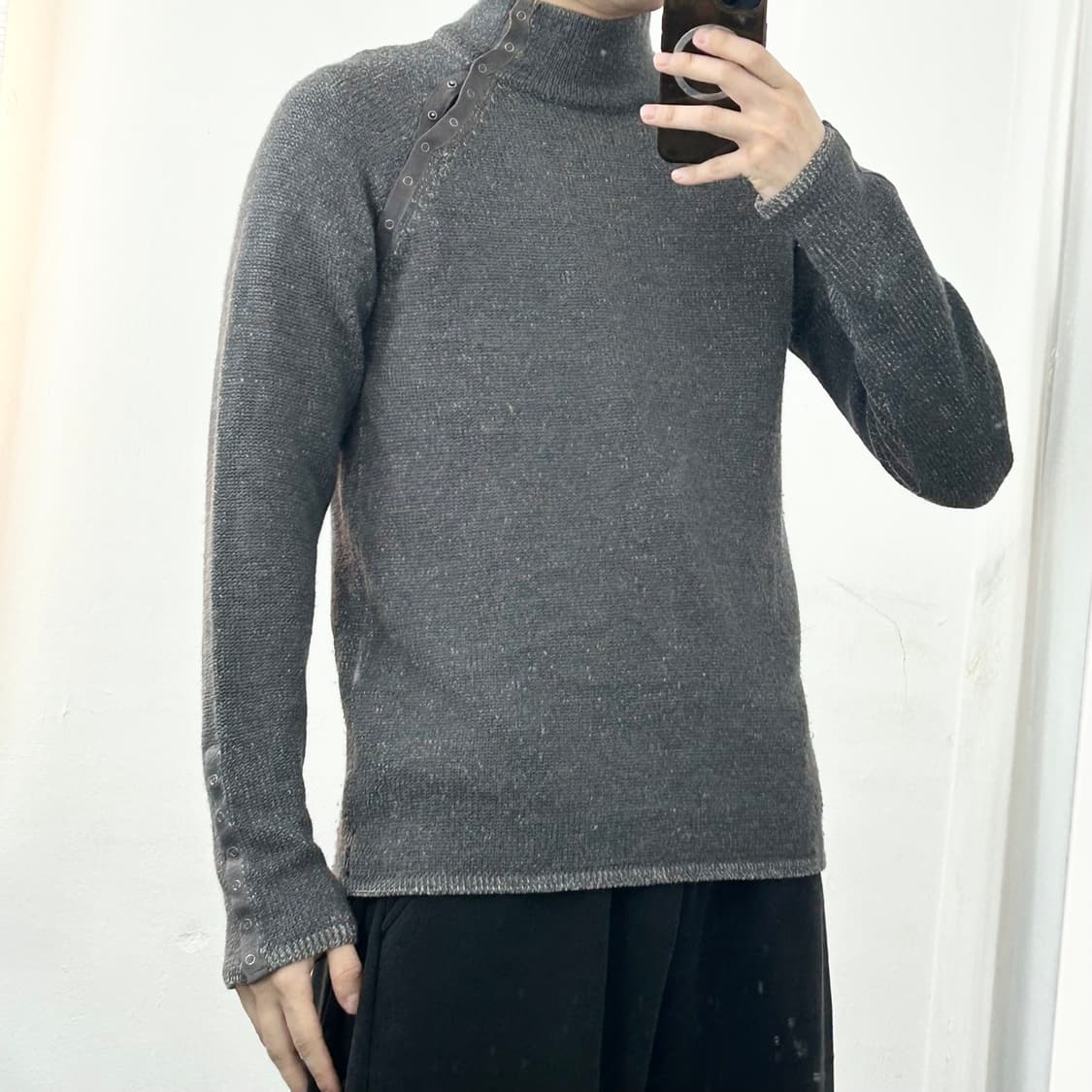 아르마니 익스체인지 넥버튼 니트 상품이미지2