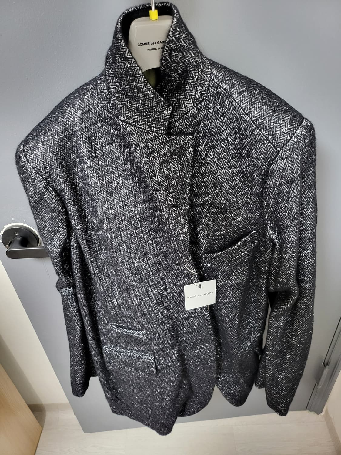 *새상품* 꼼데가르송 옴므플러스 럭셔리 비대칭 양면 자켓 - 485만원 상품이미지5