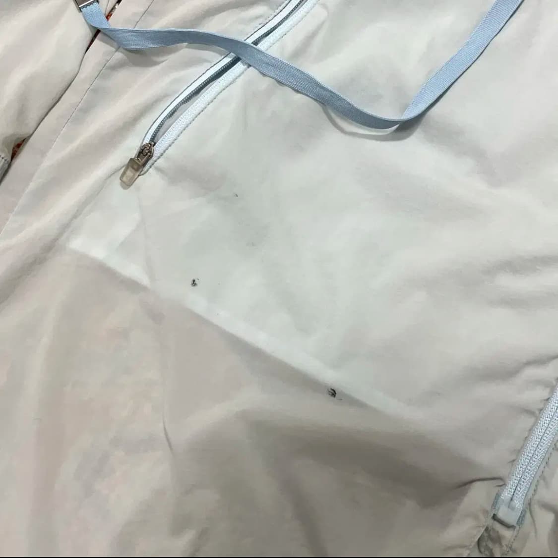푸마 하늘색 초경량 야상자켓 여성M 상품이미지4