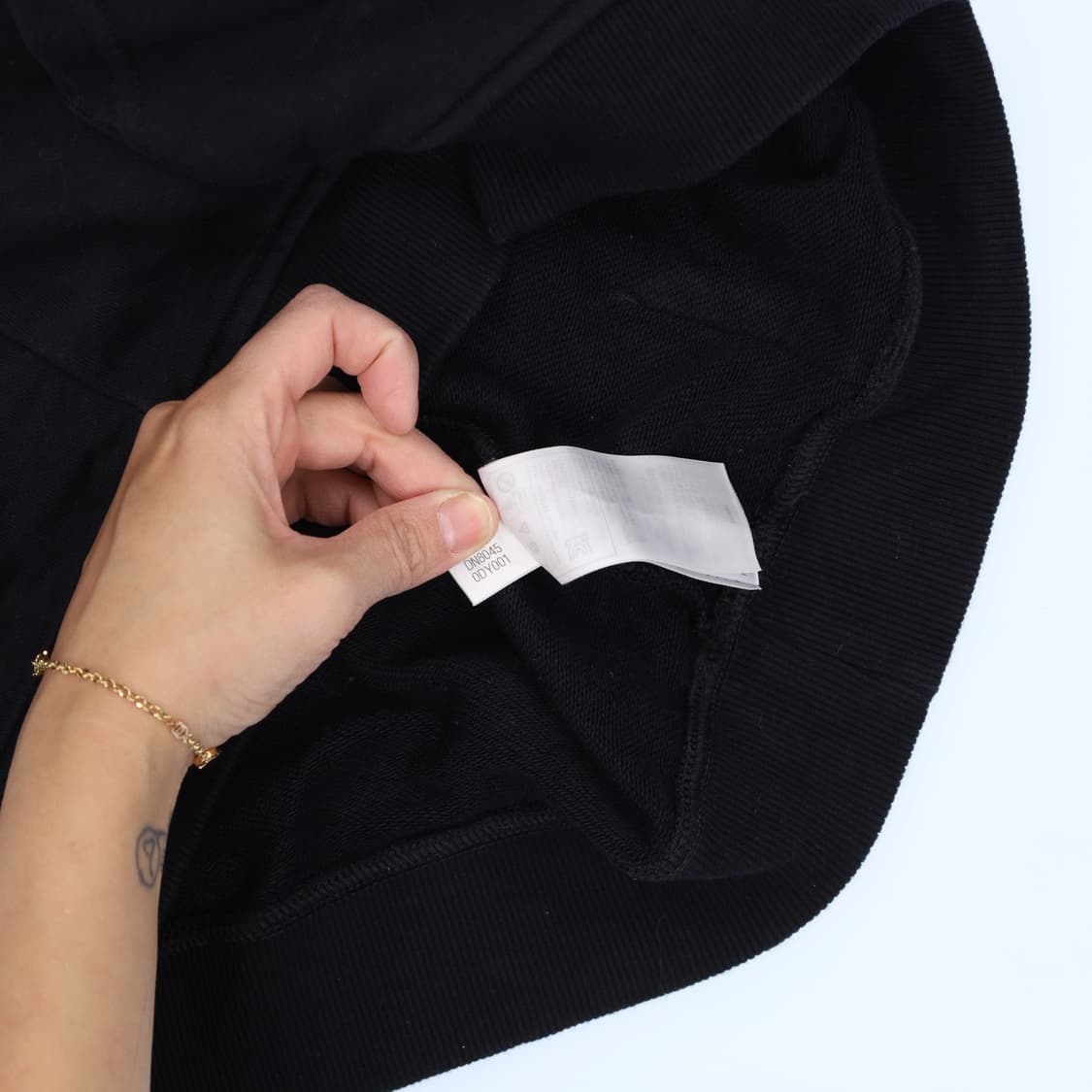 [S] 아디다스 여성 스몰패치 후드티셔츠 1212H1 상품이미지5