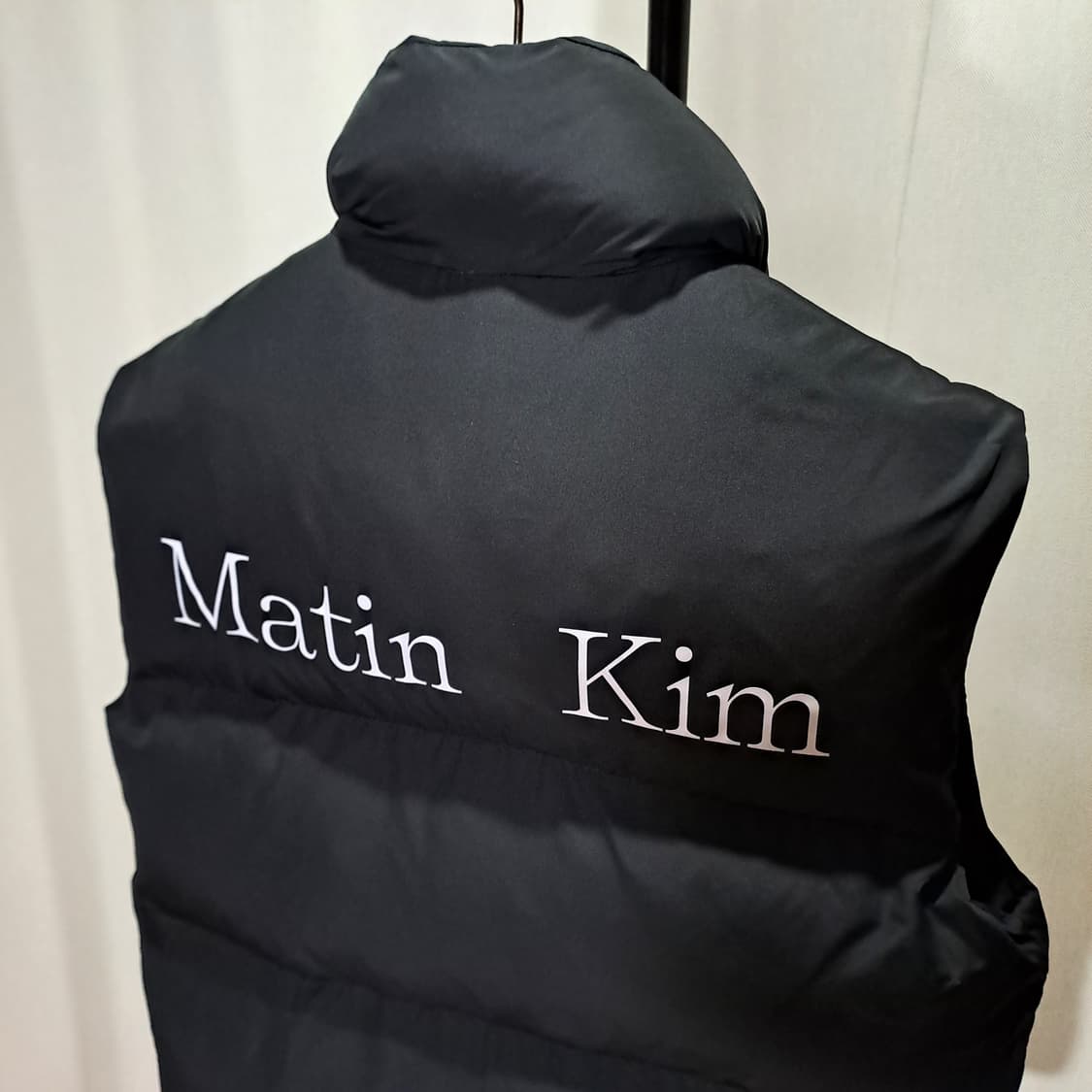 (택포) 마뗑킴 포켓 블랙 패딩조끼 S B537 상품이미지5