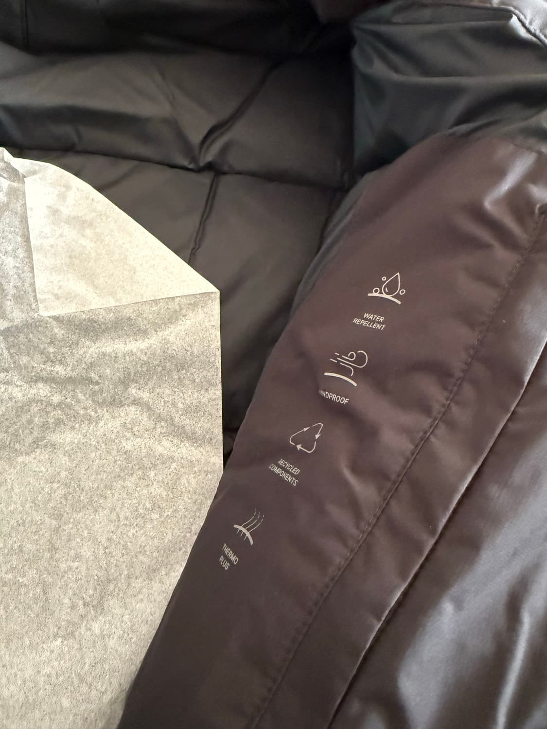 새상품) 코오롱 쿠치 미드 다운 블랙 남성패딩 상품이미지8