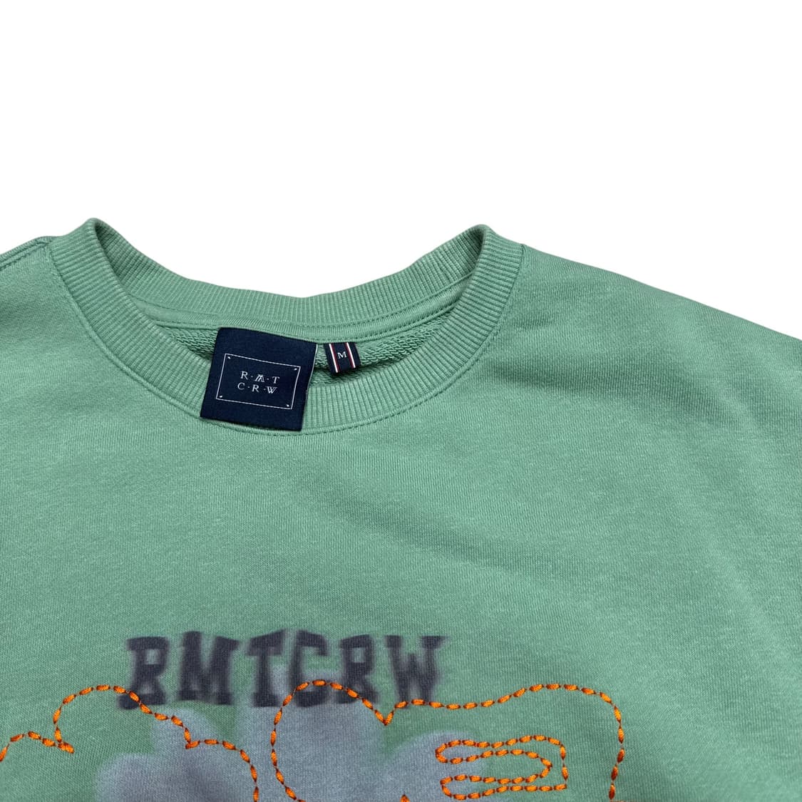 로맨틱크라운 맨투맨 상품이미지2