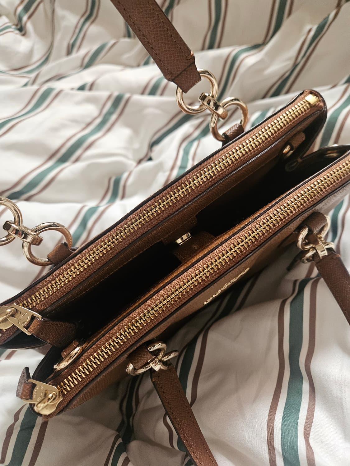 COACH New York 토트/크로스백 (스트랩 포함) 상품이미지5