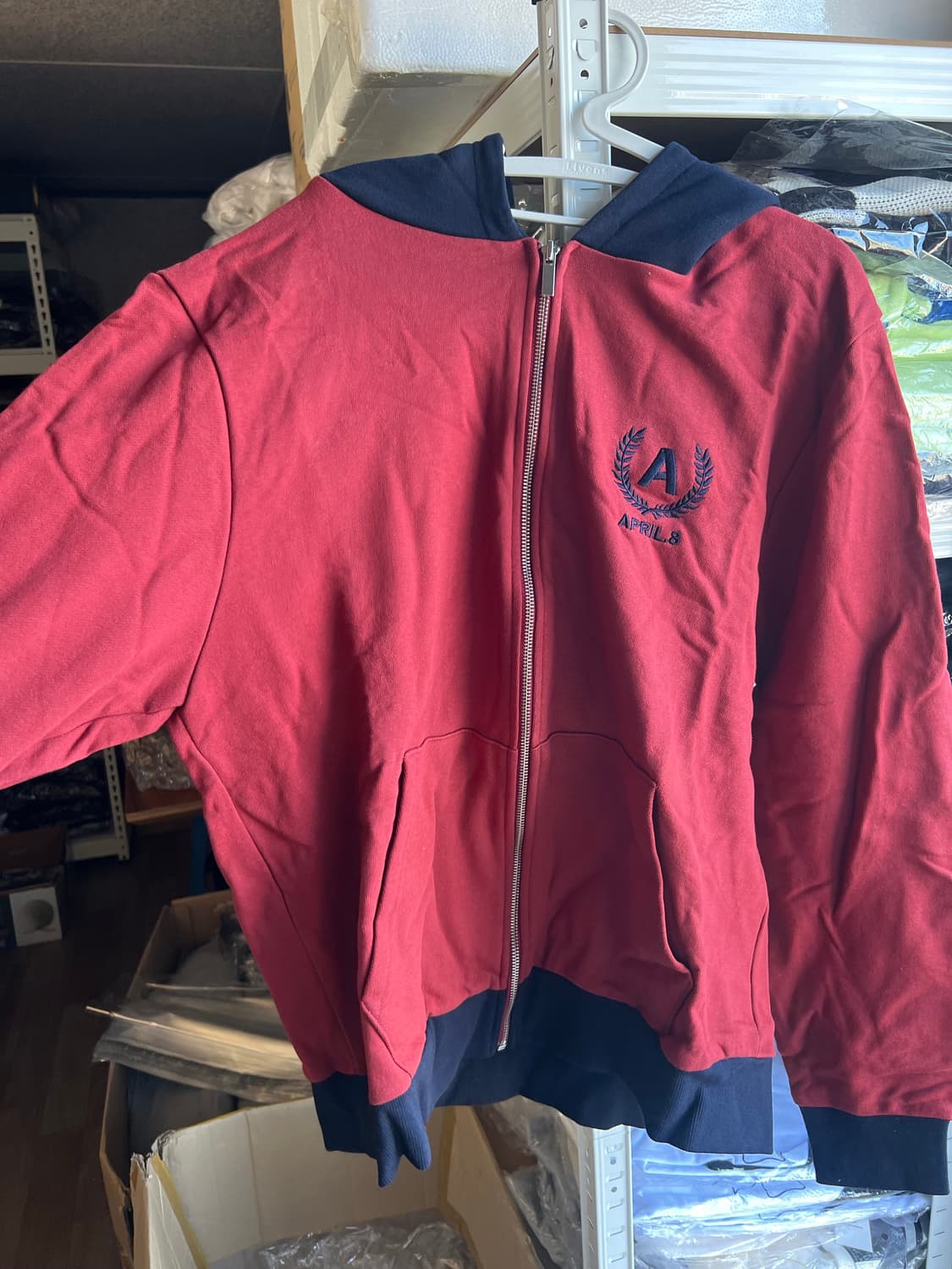 에이프릴에잇 APR.8 후드집업 상품이미지2