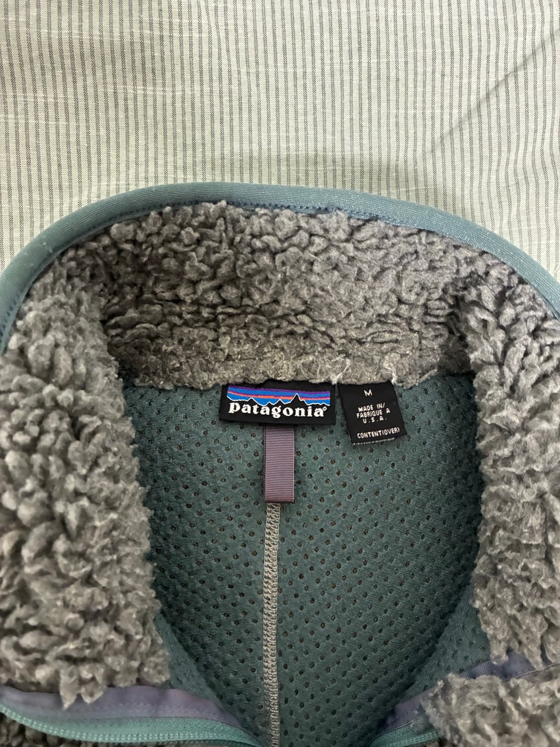 파타고니아 딥파일 클래식 레트로 가디건 그레이 상품이미지3