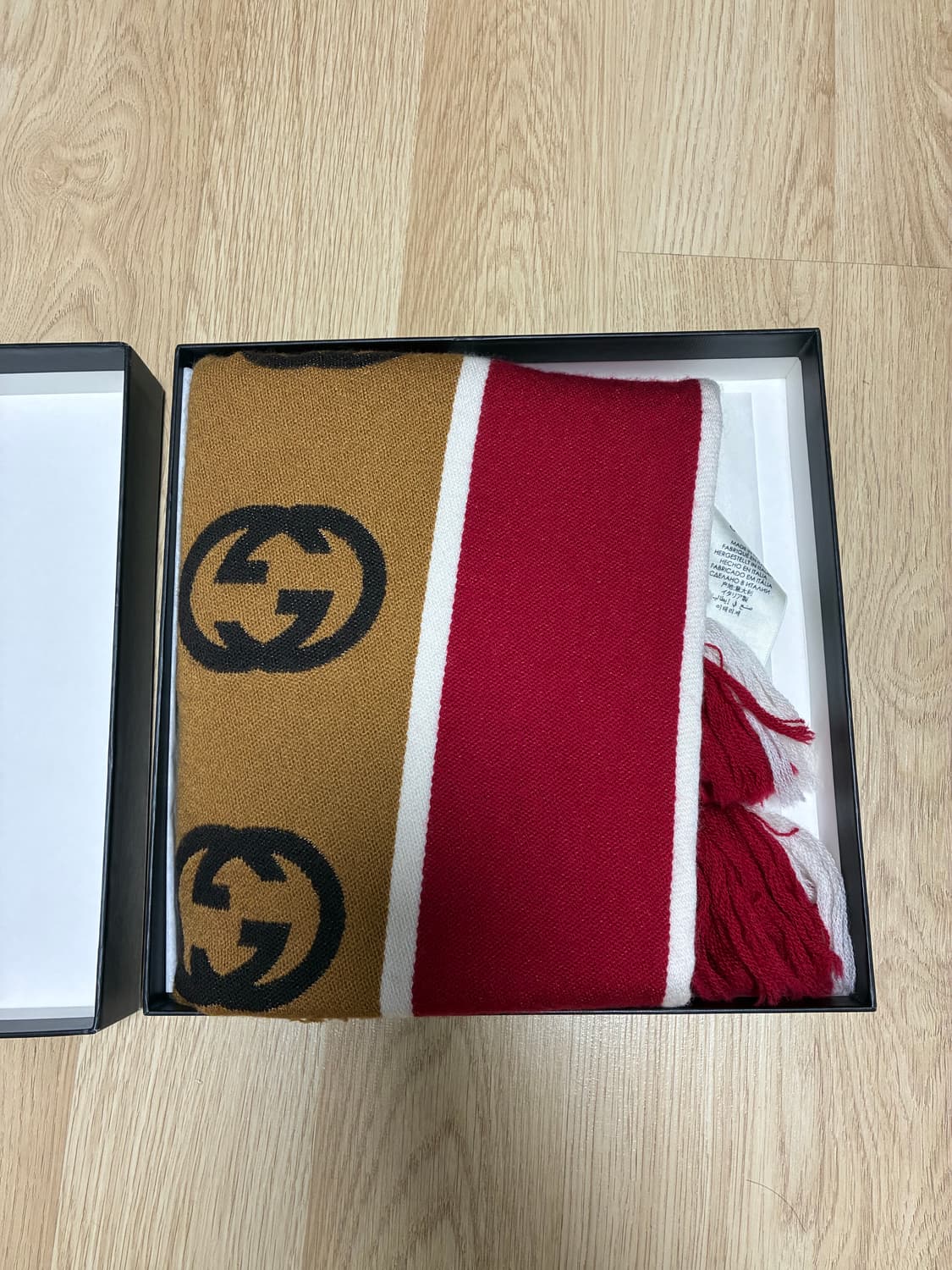 구찌 GG 인터로킹 투톤 울 머플러(보증서, 박스 포함) 상품이미지3