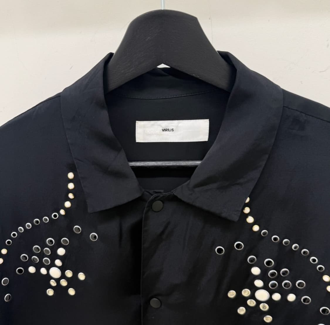 토가 비릴리스 스터드 셔츠 상품이미지2