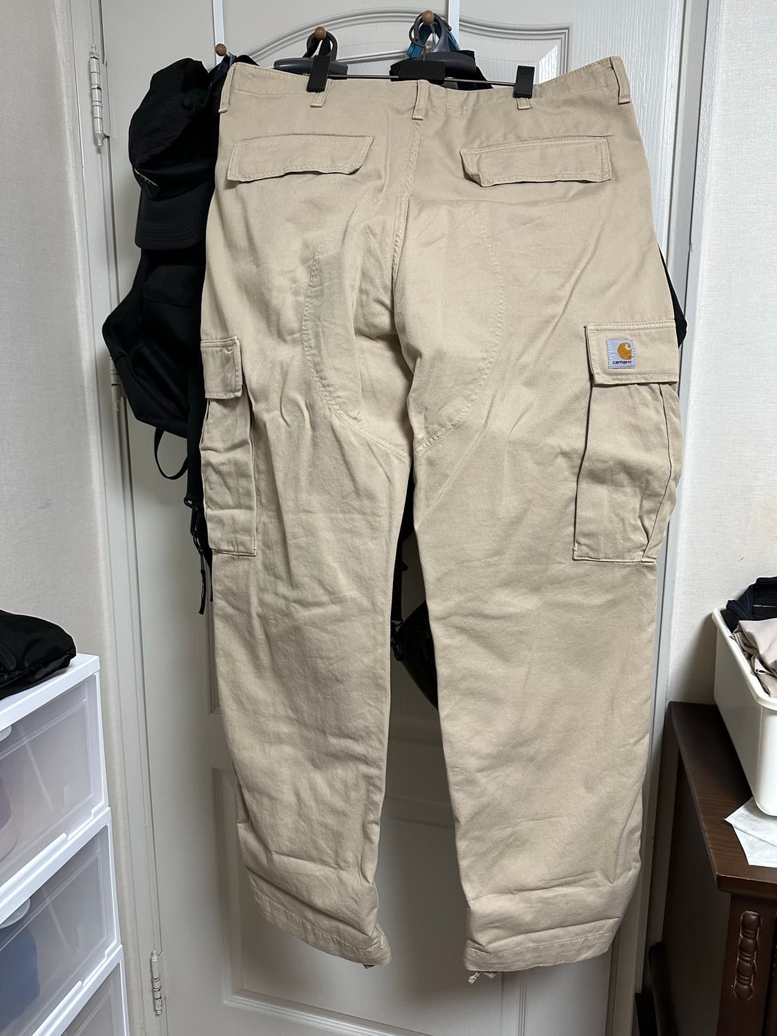 칼하트WIP 레귤러 카고팬츠 모라가 36사이즈 판매합니다 상품이미지3