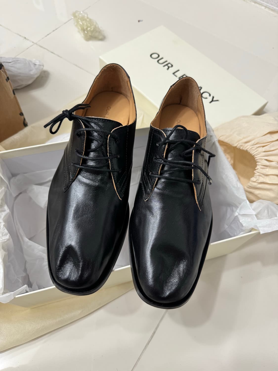 아워레가시 컬랩싱 컨설턴트 42사이즈 새상품 상품이미지1