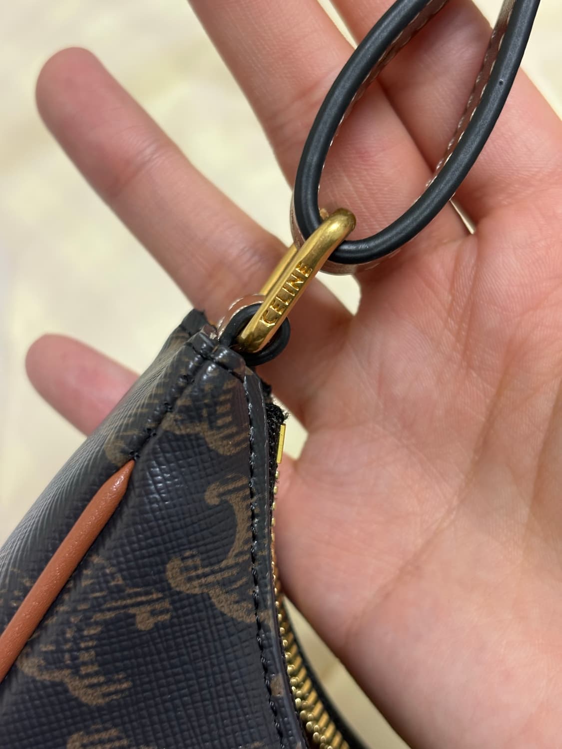 셀린느 아바백 상품이미지2