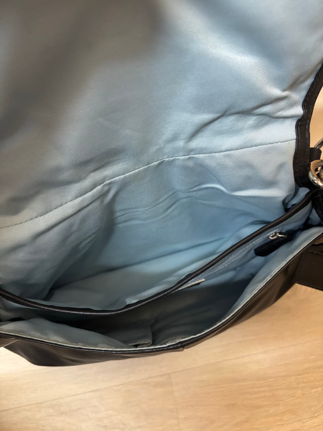 상태굿) 코치 블랙 레더 은장 숄더백 상품이미지9