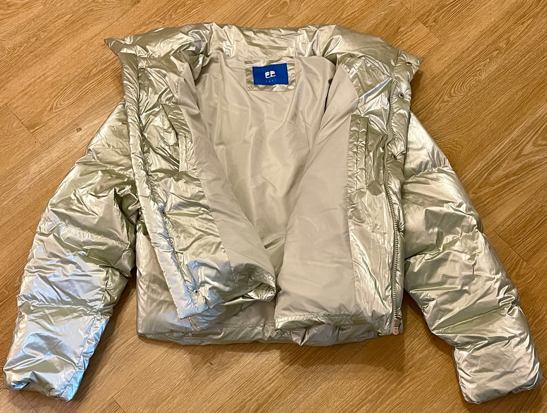 프레이 FREI오버사이즈 글로시 덕다운 푸퍼 패딩 (M) /연그린 상품이미지3