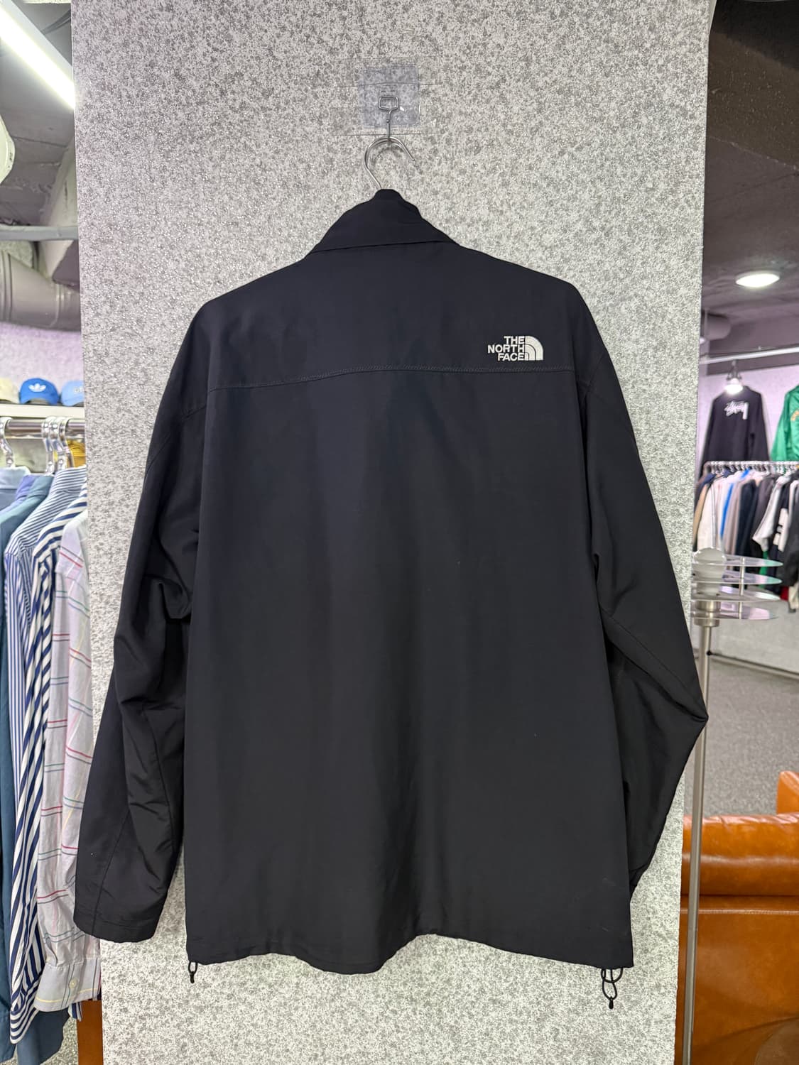 노스페이스 블랙 바람막이 자켓 B4708 상품이미지3
