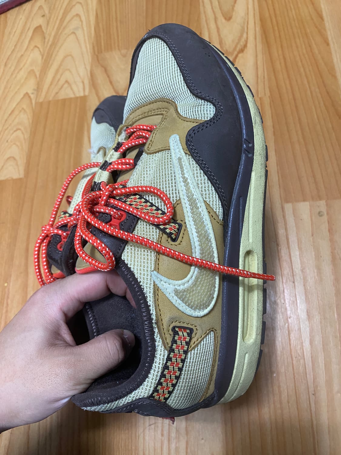 [275]트래비스 스캇 X 나이키 에어 맥스 1 바로크 브라운 상품이미지6