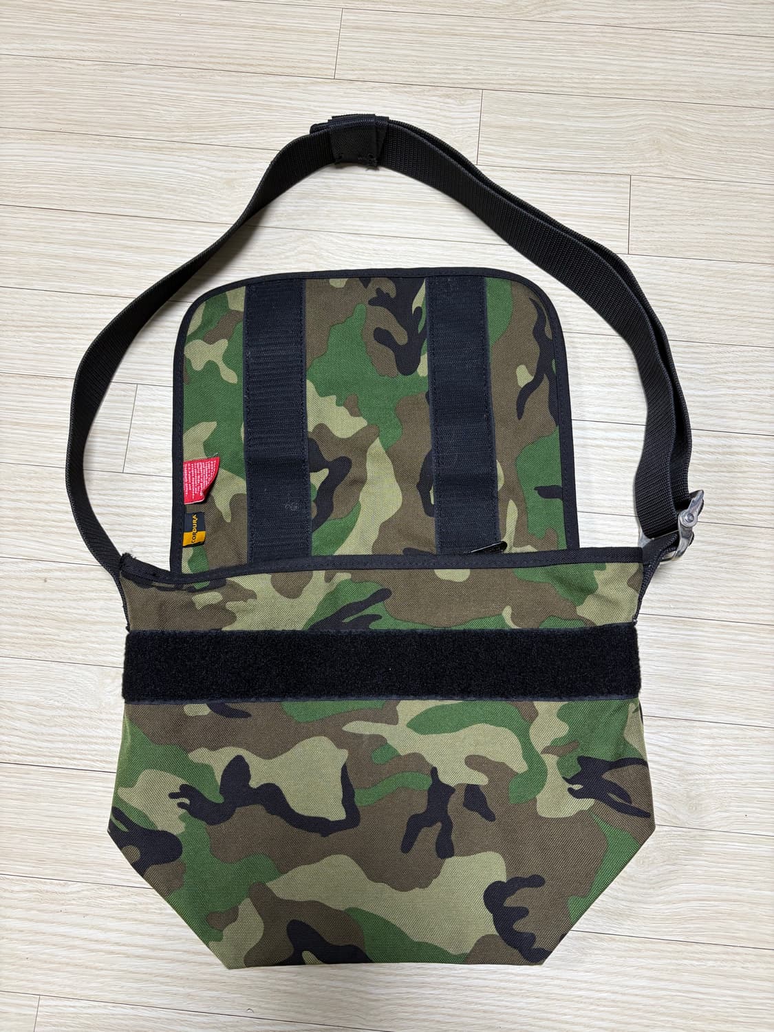 맨하탄 포티지 카모 메신저백 상품이미지3