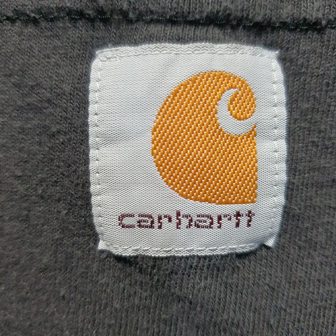 칼하트 루즈핏  포켓 반팔티 블랙  상품이미지3