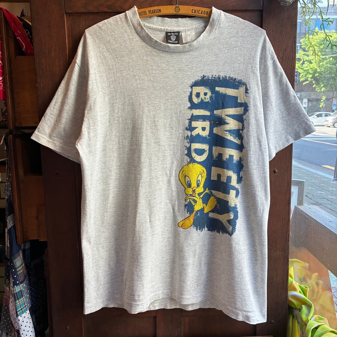 90’s Tweety Graphic Tee Made In USA 상품이미지1