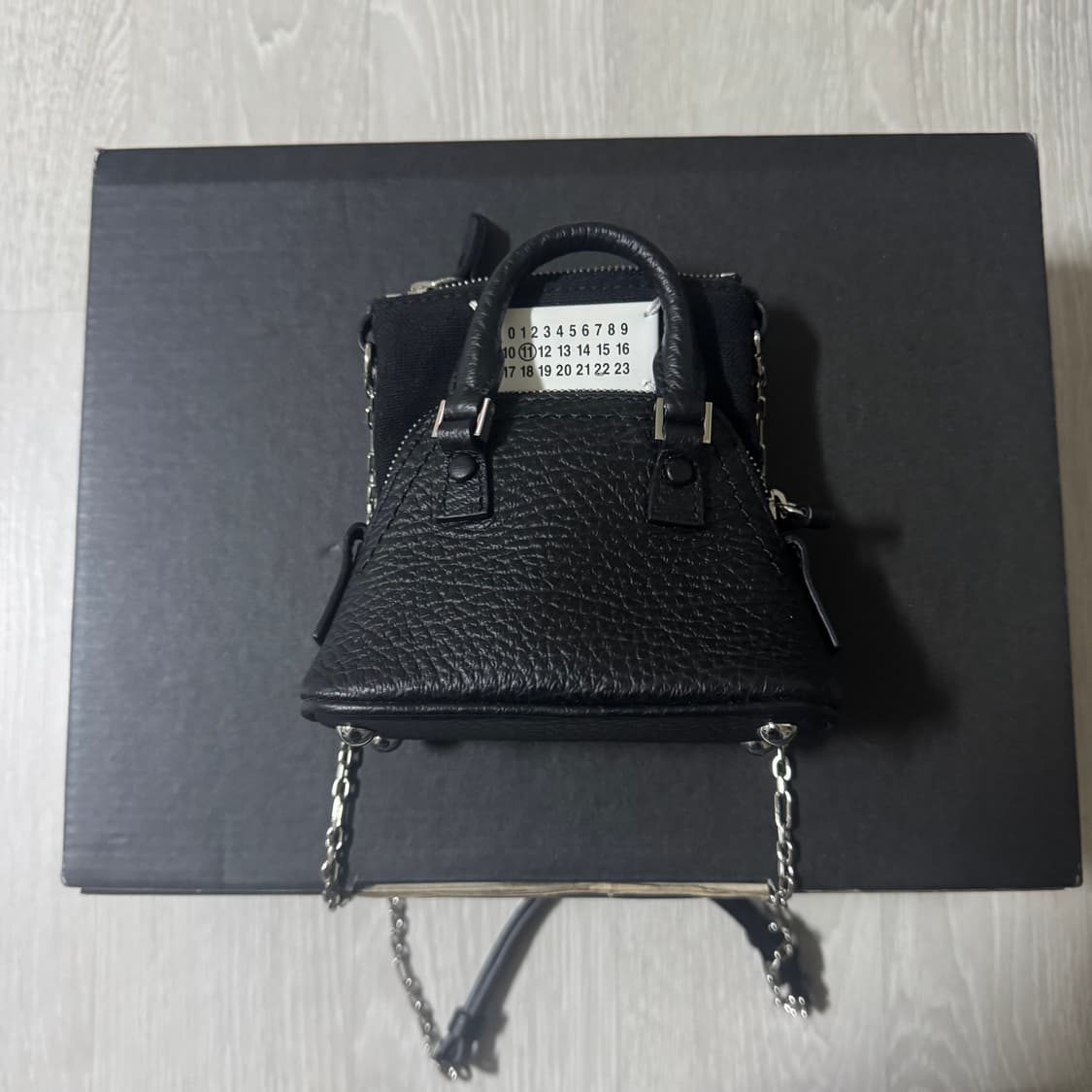 메종마르지엘라 5AC 베이비 백 블랙 상품이미지7