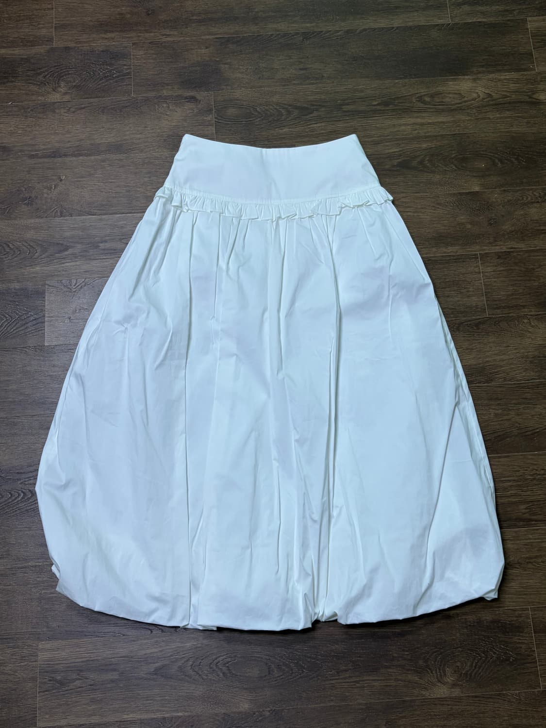 밀로우먼 벌룬 셔링 스커트 (화이트) 상품이미지6