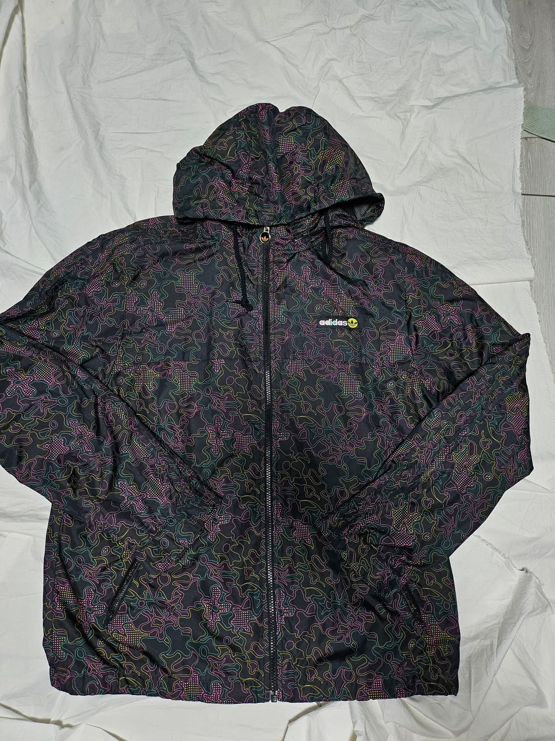 아디다스 패턴 바람막이 M 상품이미지1