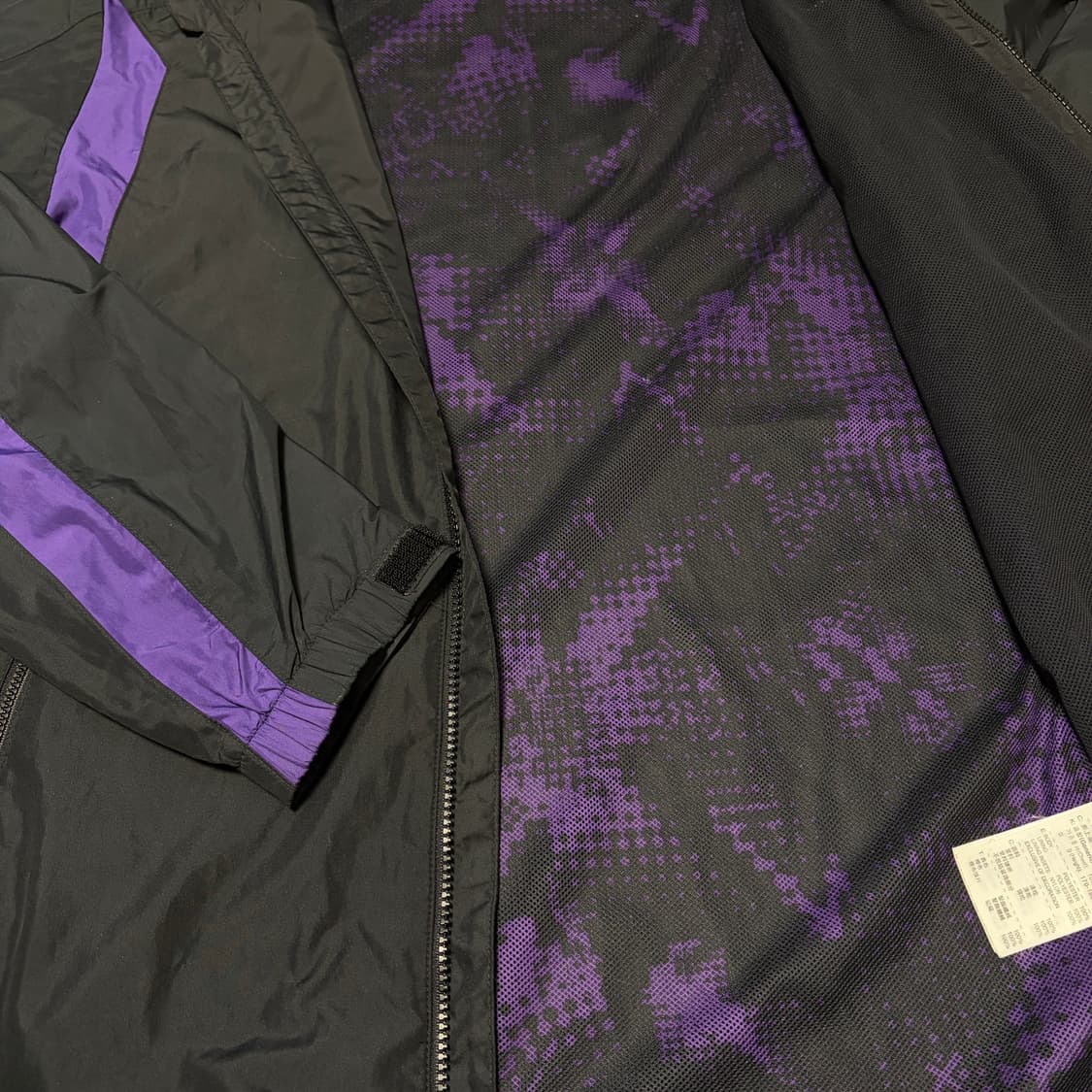 나이키 00s 올드스쿨 퍼플 스우시 블랙/퍼플 바람막이 자켓 상품이미지3