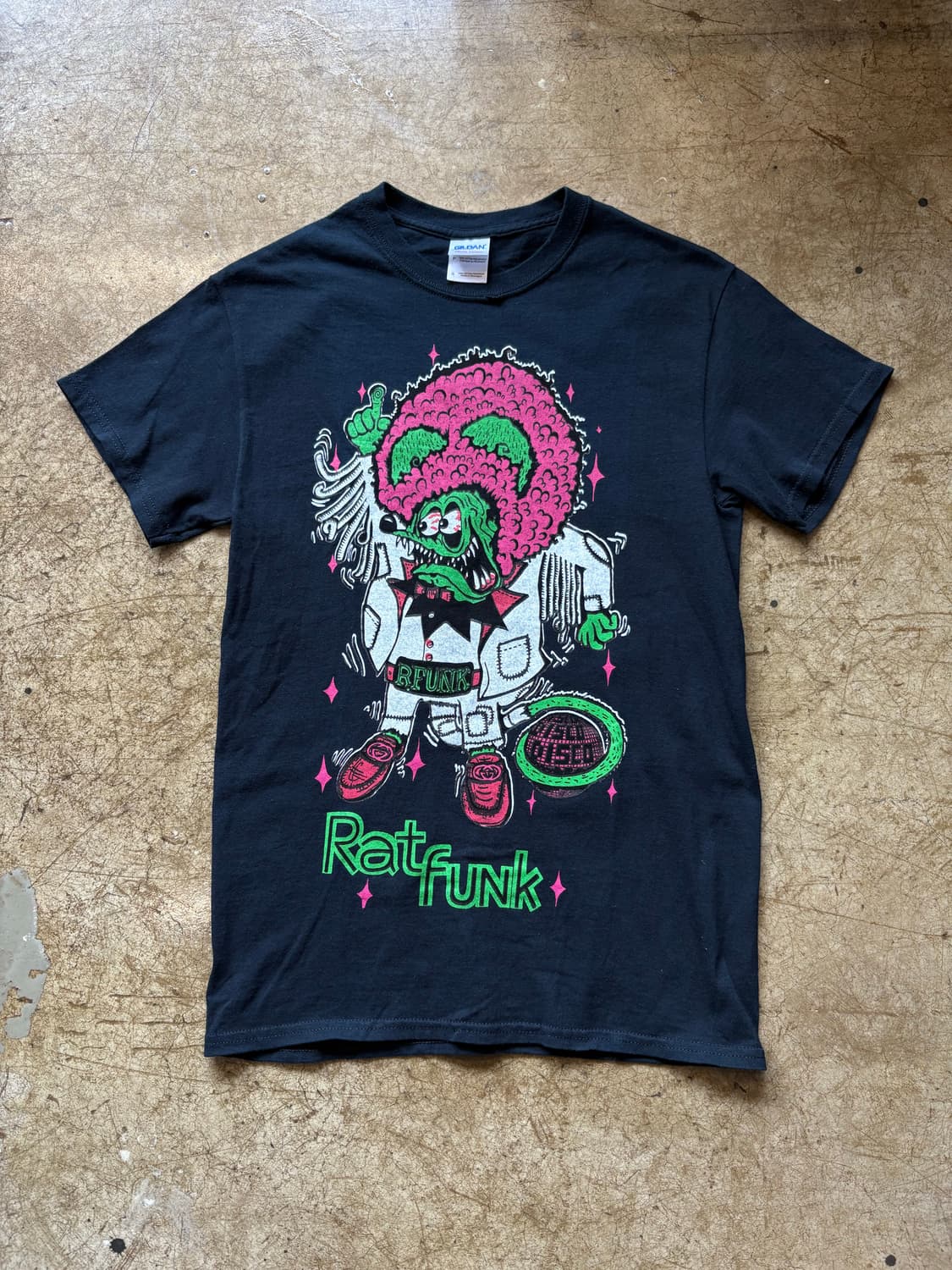 gildan 랫 핑크 부틀렉 티셔츠 상품이미지3