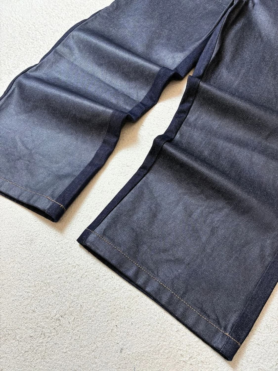 마뗑킴 23FW 포켓 스티치 코팅 데님 팬츠 PN7032 상품이미지4