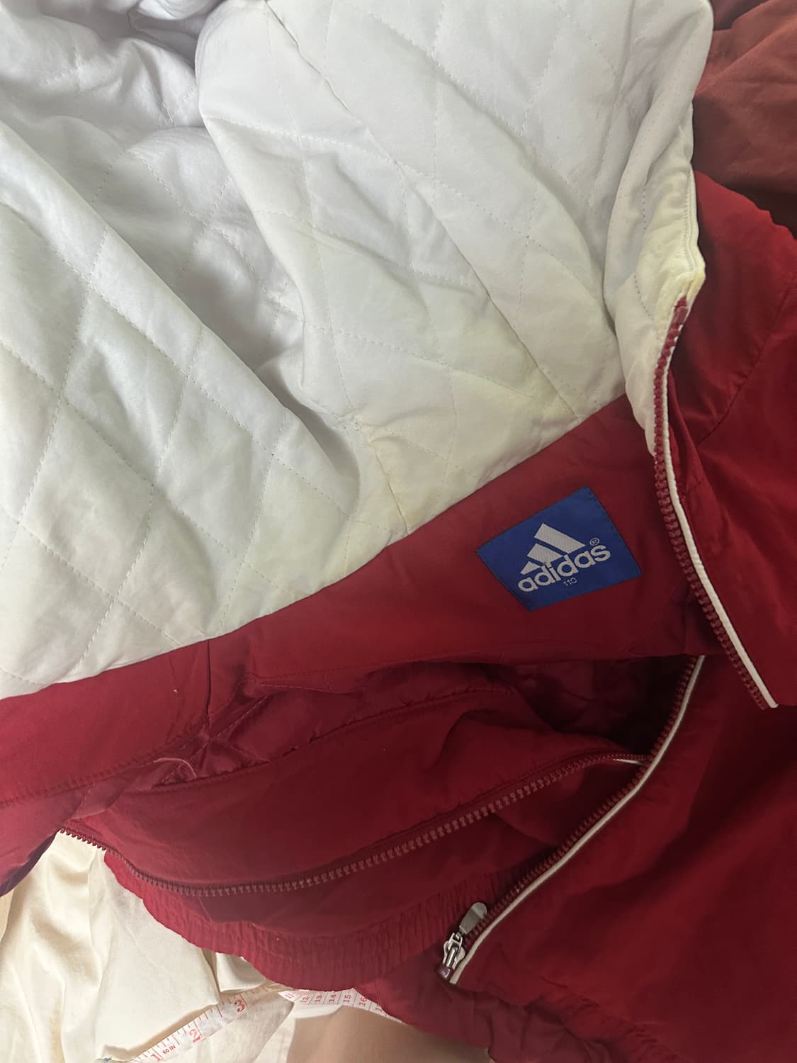 아디다스 딥레드 오버핏 바람막이 판매 상품이미지6