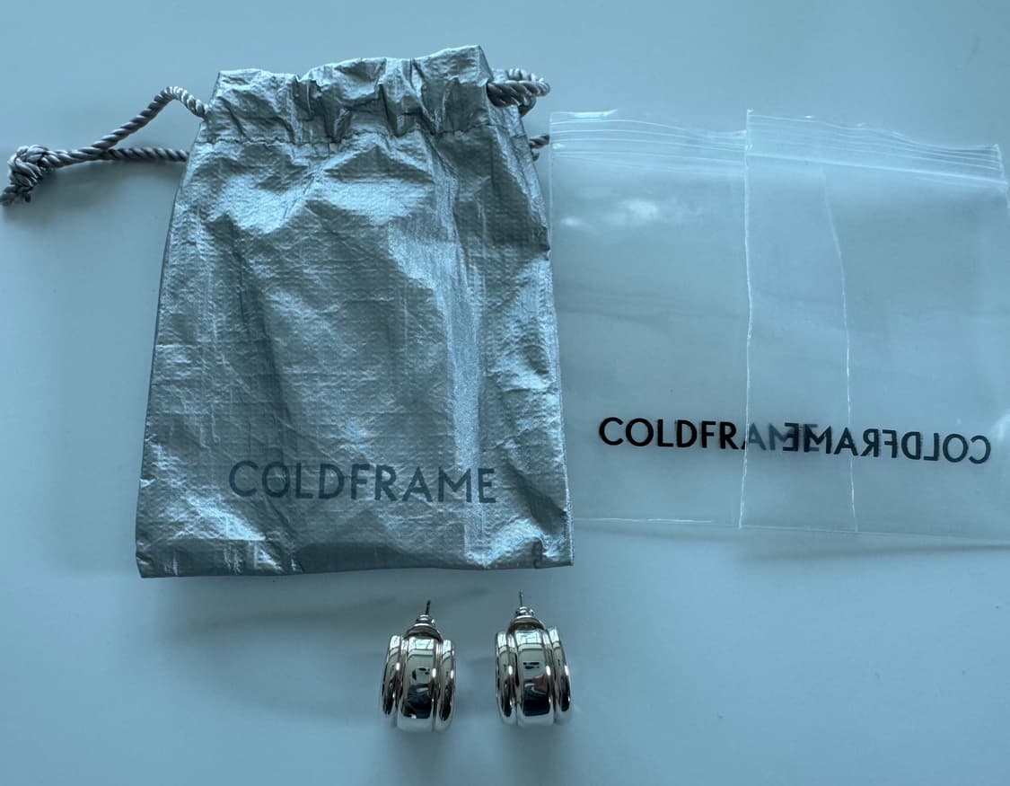 콜드프레임 귀걸이 상품이미지2