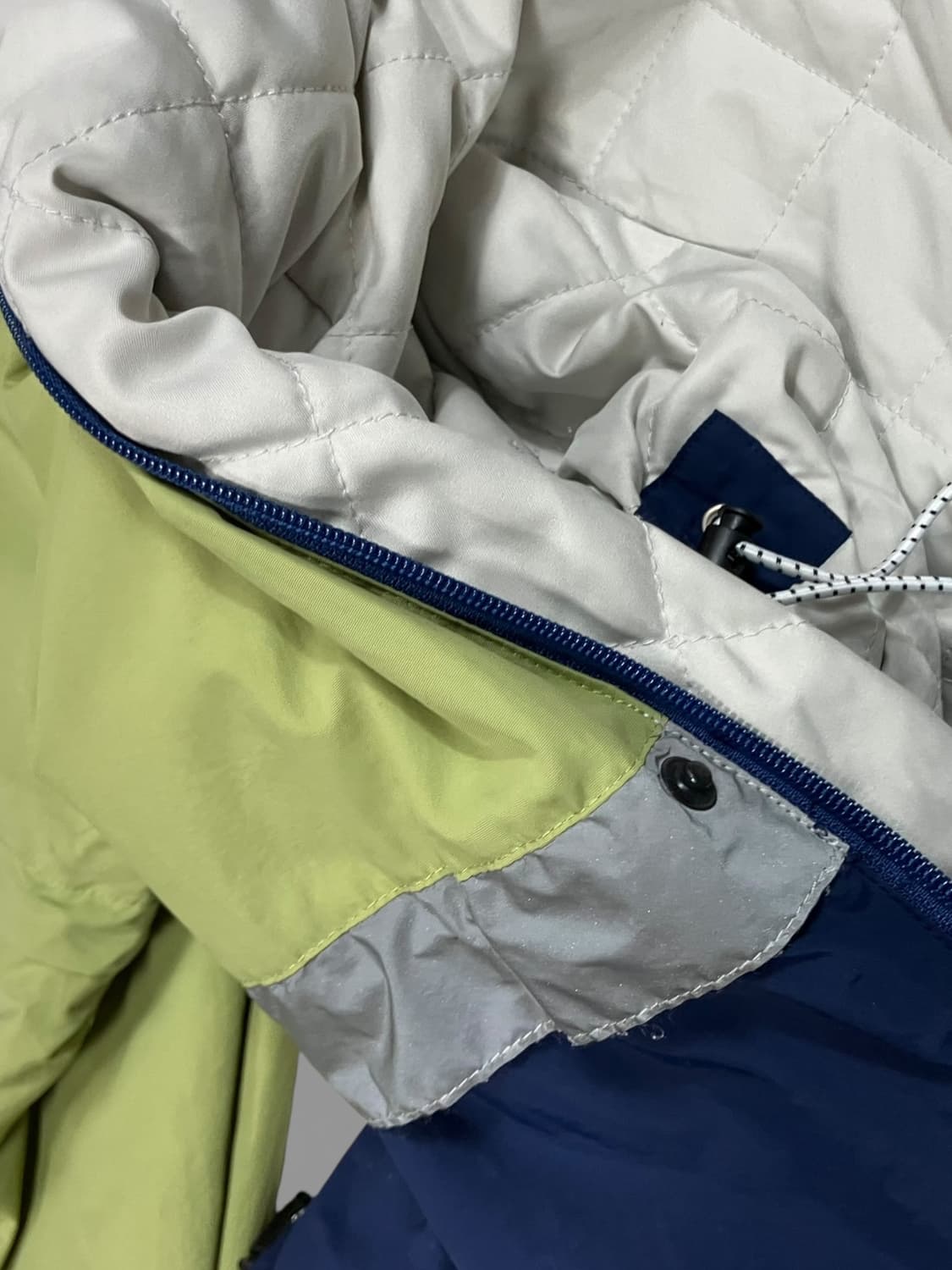 발렌시아가 S/S 컬렉션 후드 바람막이 점퍼 48 상품이미지6