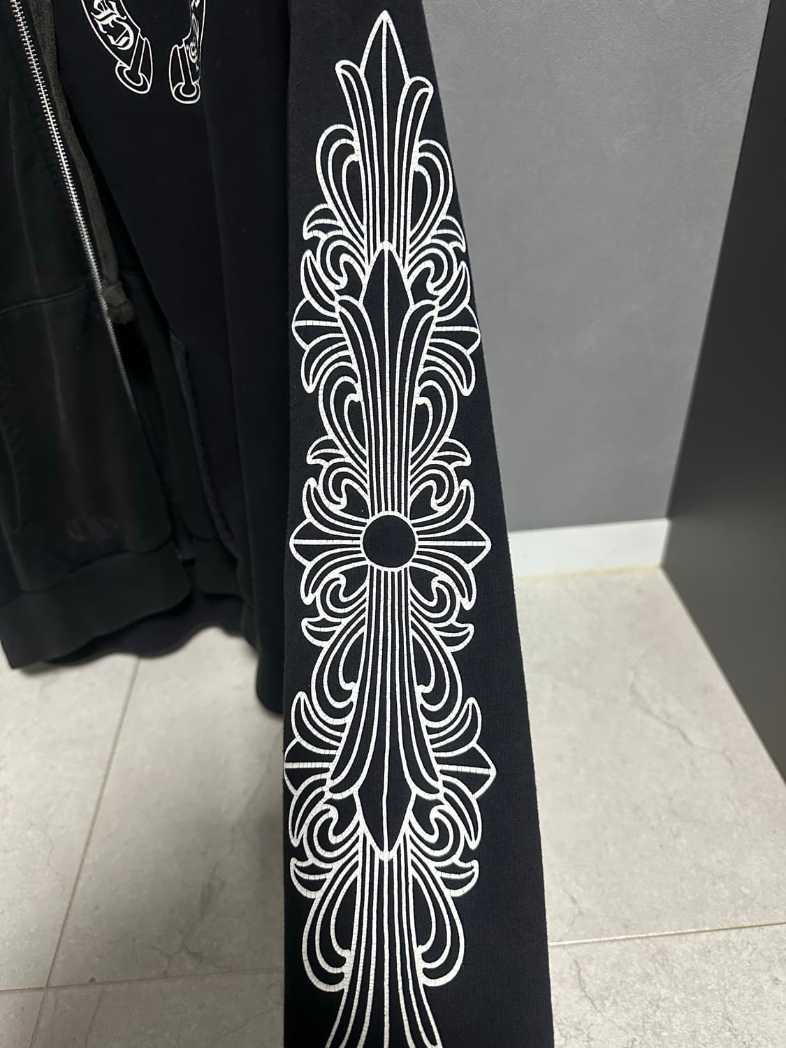 크롬하츠 유 홀스슈 플로랄 후드집업 L 상품이미지4