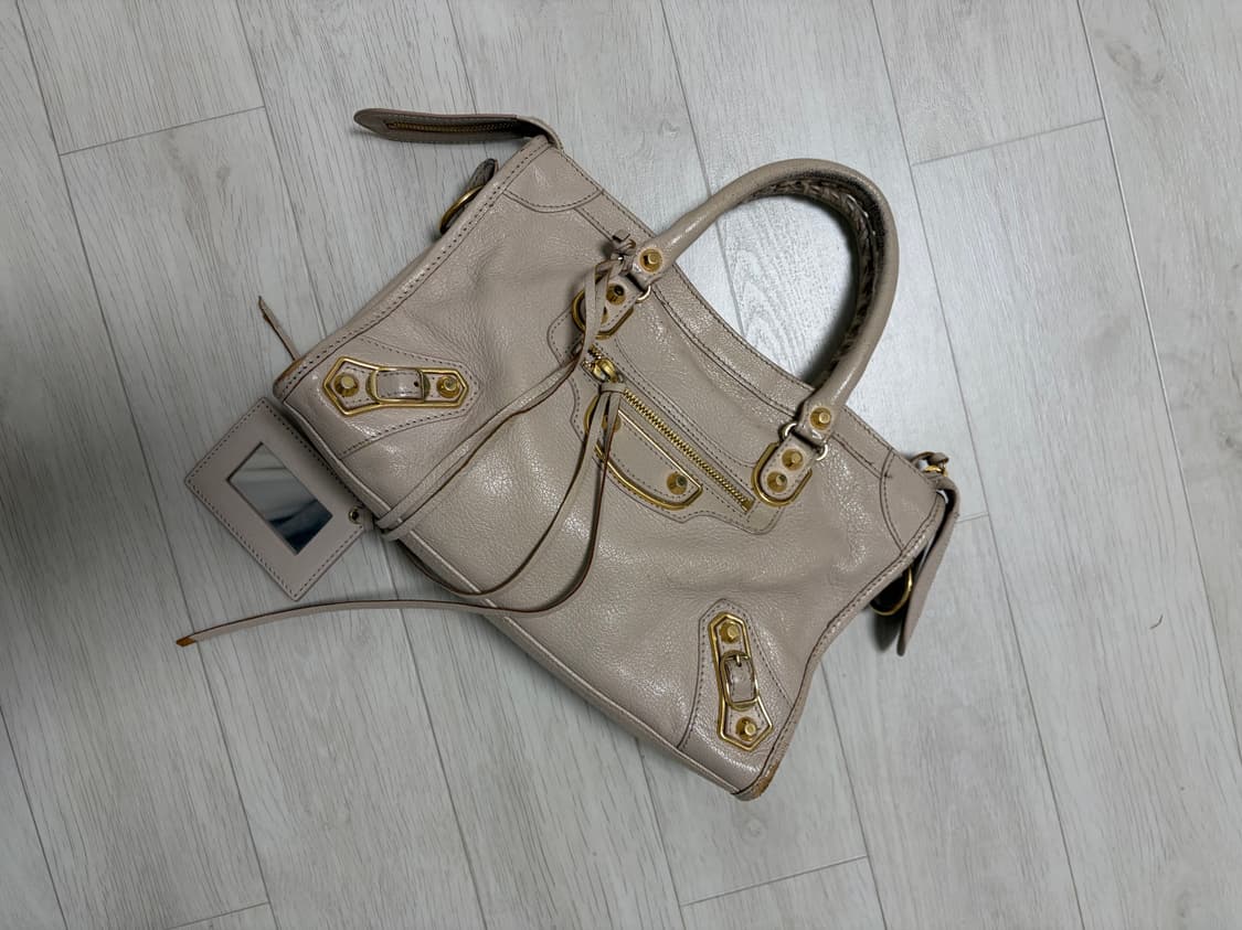 발렌시아가 모터백 상품이미지3