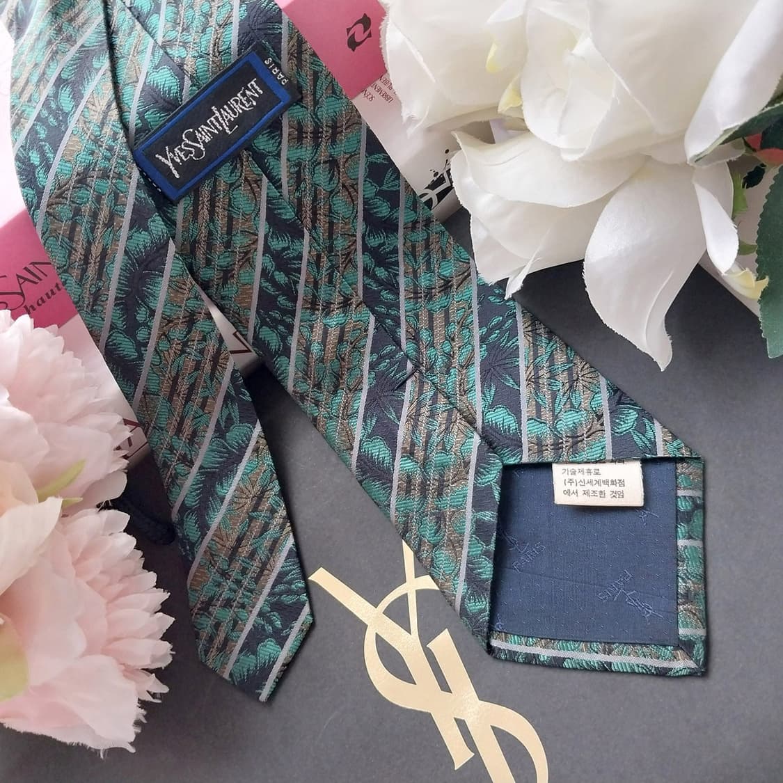 입생로랑 실크 리프 스트라이프 넥타이 8.8cm A+등급 K1267
 상품이미지4