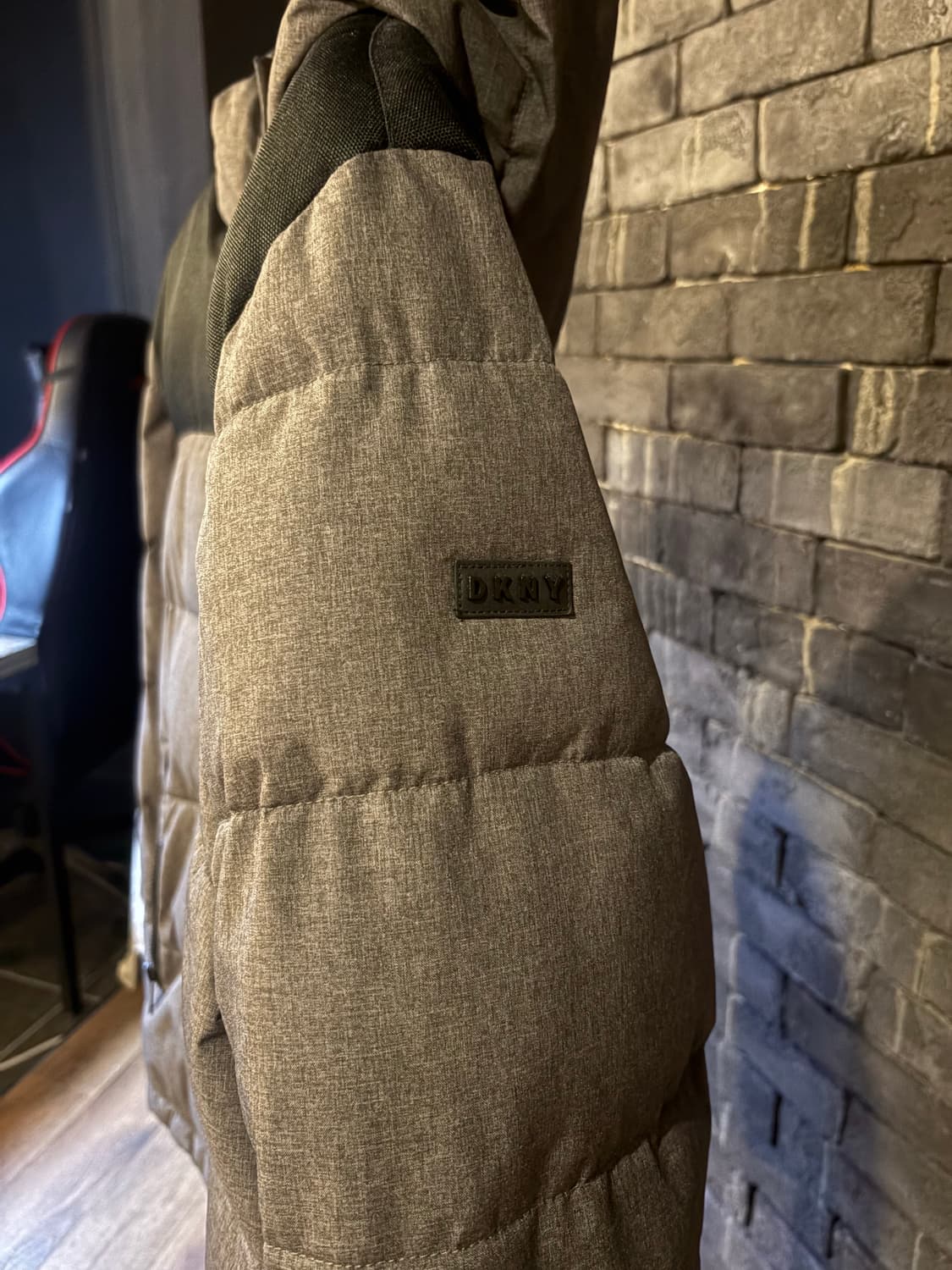 [중고/극미/XL] DKNY 남성 패딩 급처 상품이미지4