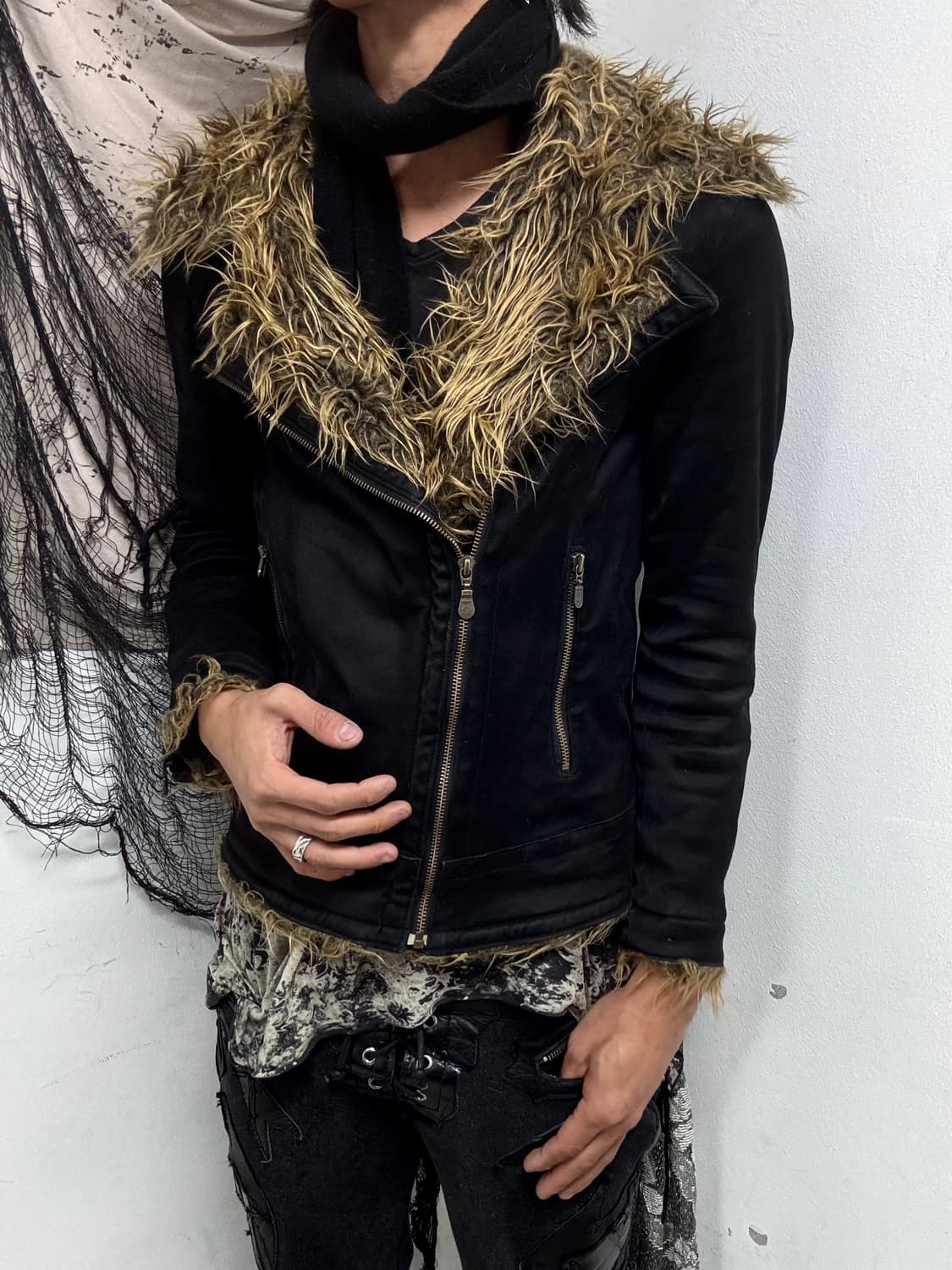 [TORNADO MART]Archive Fur Trimming Black 상품이미지1